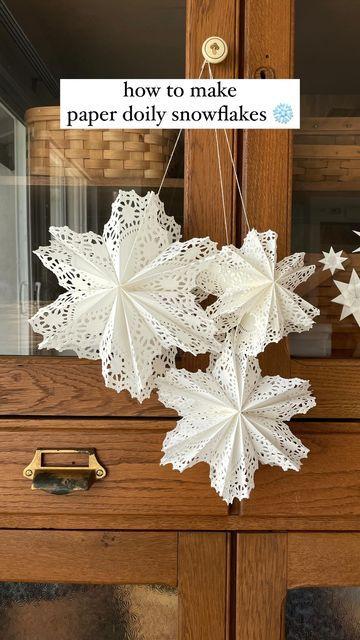 Grab And Go - Doily Snowflakes